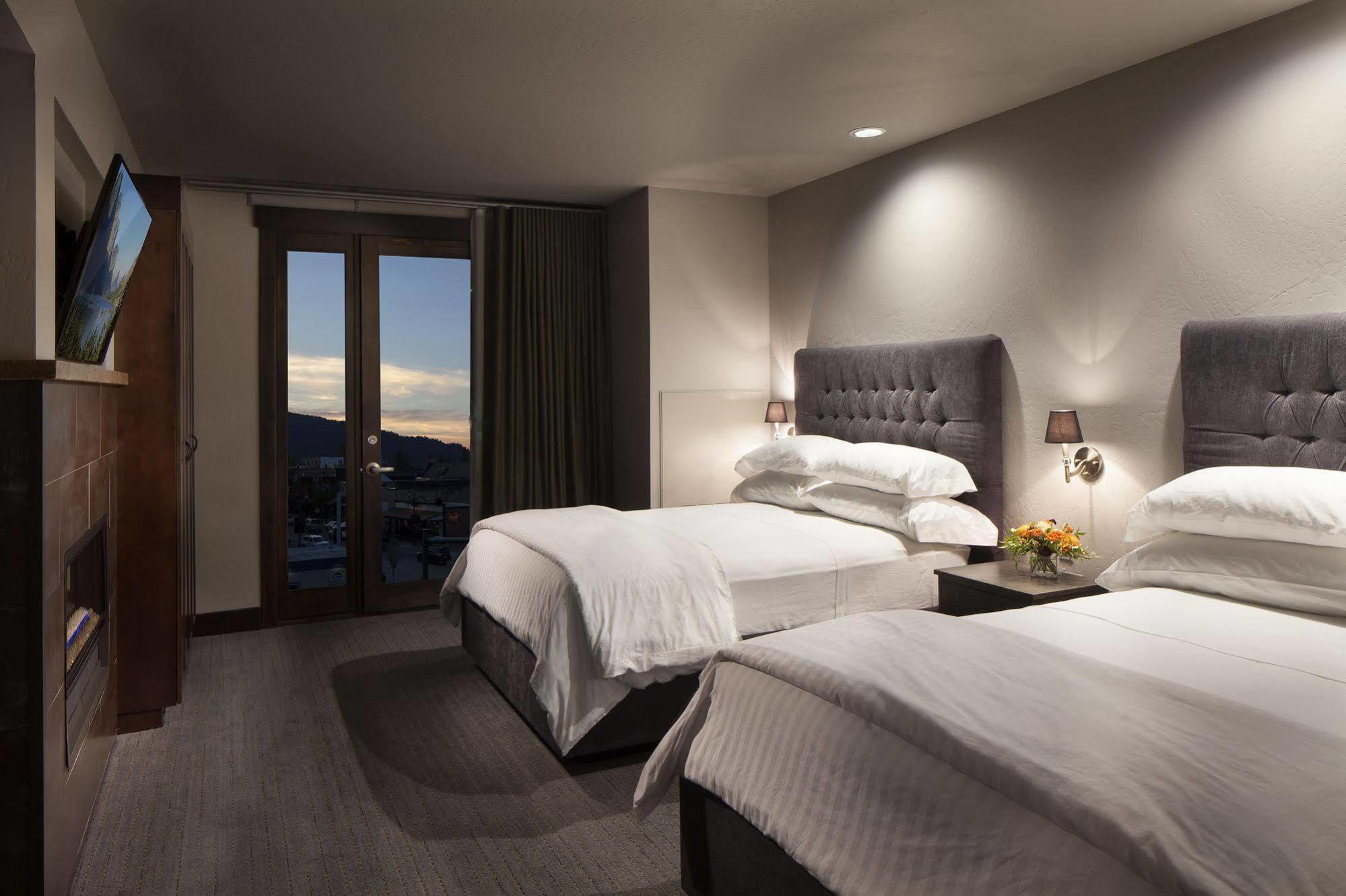 Firebrand Hotel Whitefish Exteriér fotografie
